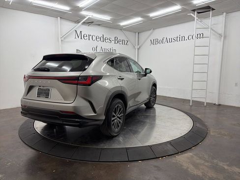 Used 2025 Lexus NX 250 250 Base w/ Towing Package (2000 Lbs) image 7