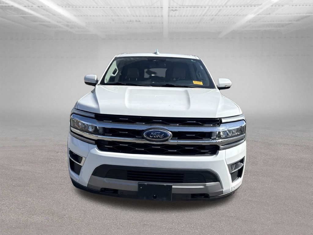 Used 2023 Ford Expedition Max Limited AWD/4WD image 2