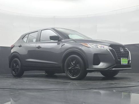 Used 2024 Nissan Kicks S FWD image 26
