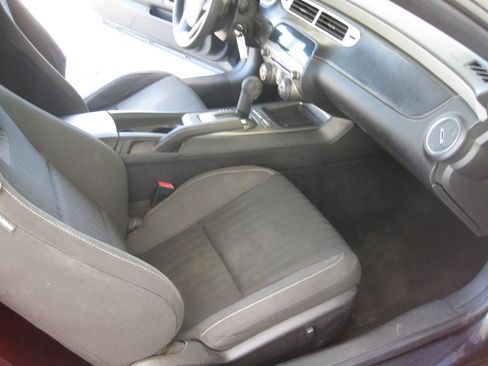 Used 2013 Chevrolet Camaro LS RWD image 25