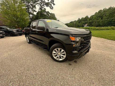 Used 2022 Chevrolet Silverado 1500 Custom AWD/4WD image 7