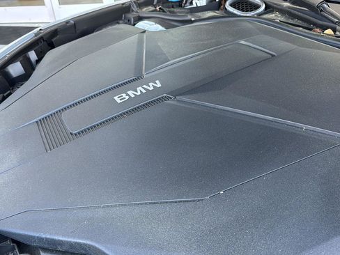 Used 2024 BMW i7 xDrive60 w/ Executive Package image 30