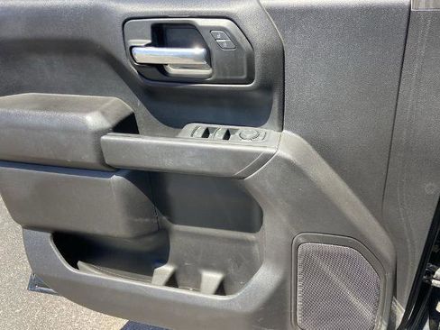 Used 2022 Chevrolet Silverado 1500 Custom w/ Safety Confidence Package RWD image 16