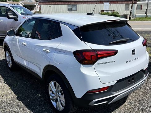 Used 2024 Buick Encore GX Preferred FWD image 12