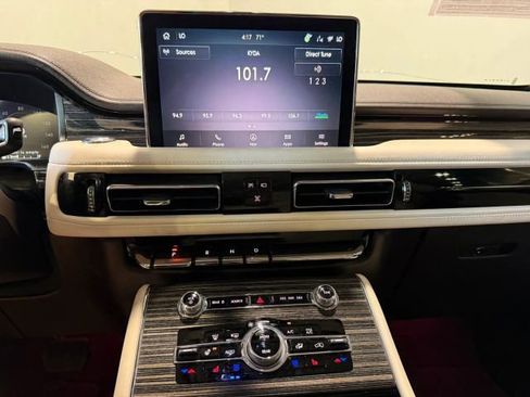 Used 2023 Lincoln Aviator Black Label image 20