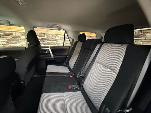 Used 2018 Toyota 4Runner SR5 image 27