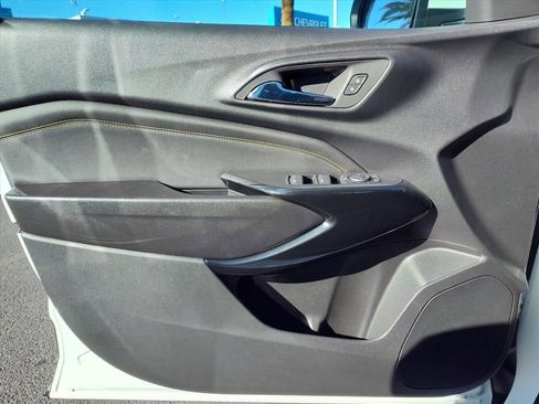 New 2026 Chevrolet Trax LT w/ Driver Confidence Package image 10