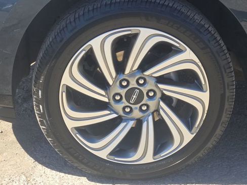 Used 2022 Lincoln Navigator Reserve image 9