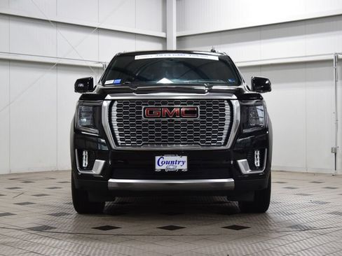 Used 2024 GMC Yukon Denali AWD/4WD image 2