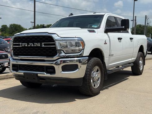 Used 2022 RAM 2500 Big Horn w/ Cold Weather Group AWD/4WD image 2