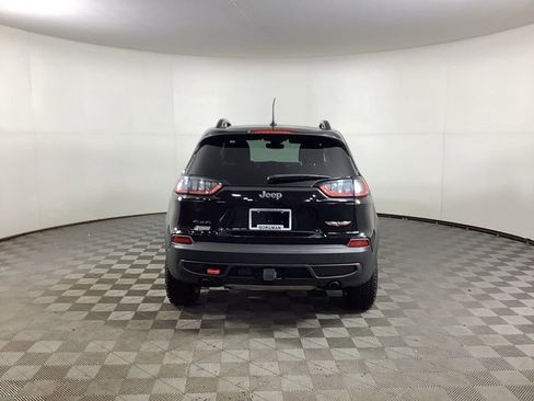 Used 2022 Jeep Cherokee Trailhawk w/ Trailer Tow Group image 2
