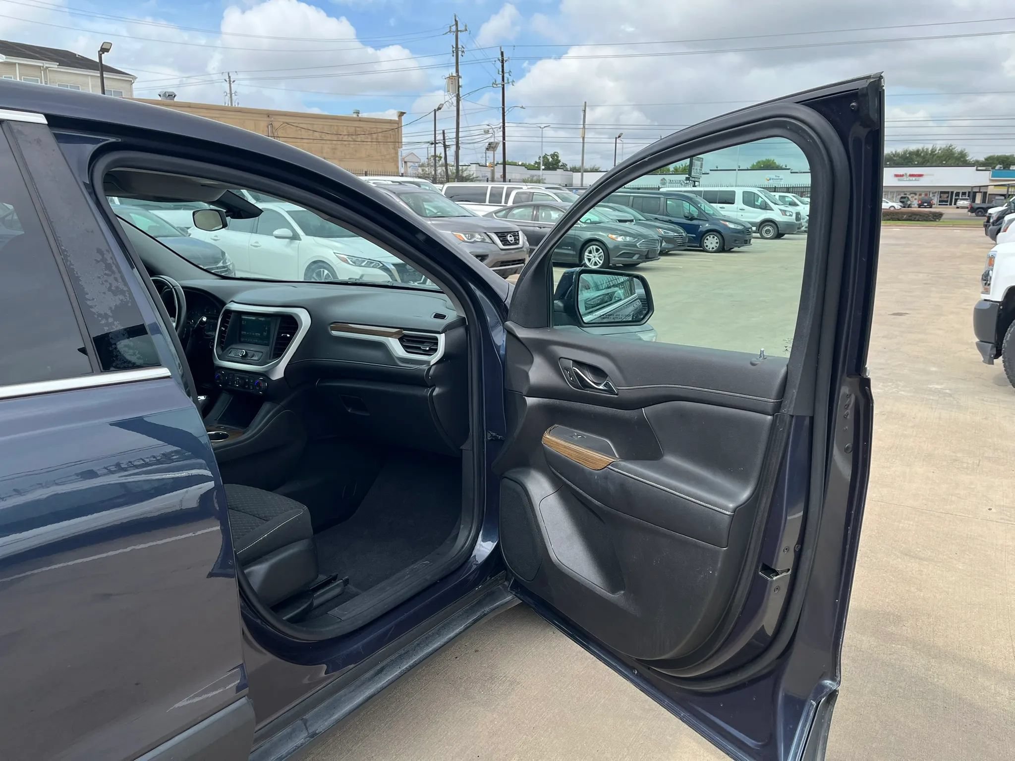 Used 2019 GMC Acadia SLE AWD/4WD image 33