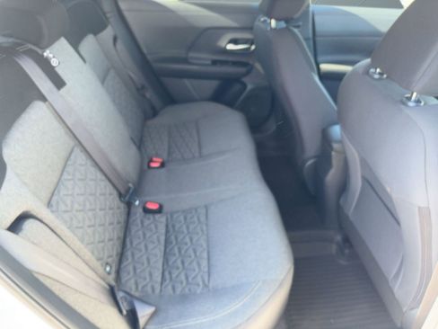 New 2026 Nissan Kicks SV w/ Cold Weather Package FWD image 28