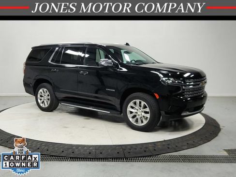 Used 2024 Chevrolet Tahoe Premier RWD image 1