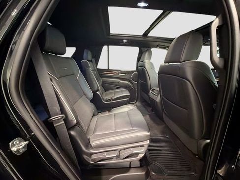 Certified 2023 Cadillac Escalade Premium Luxury AWD/4WD image 26