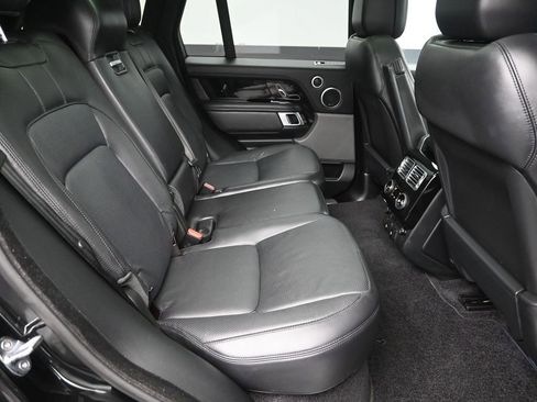 Used 2020 Land Rover Range Rover HSE image 16