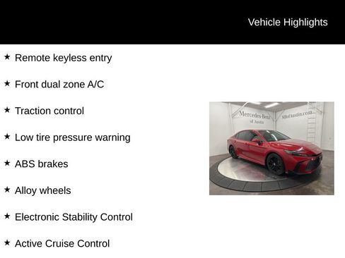 Used 2025 Toyota Camry SE image 6