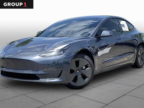 Used 2023 Tesla Model 3 Standard Range RWD image 1