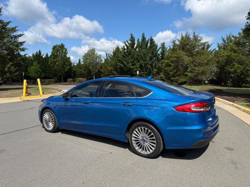 Used 2020 Ford Fusion SEL FWD image 3