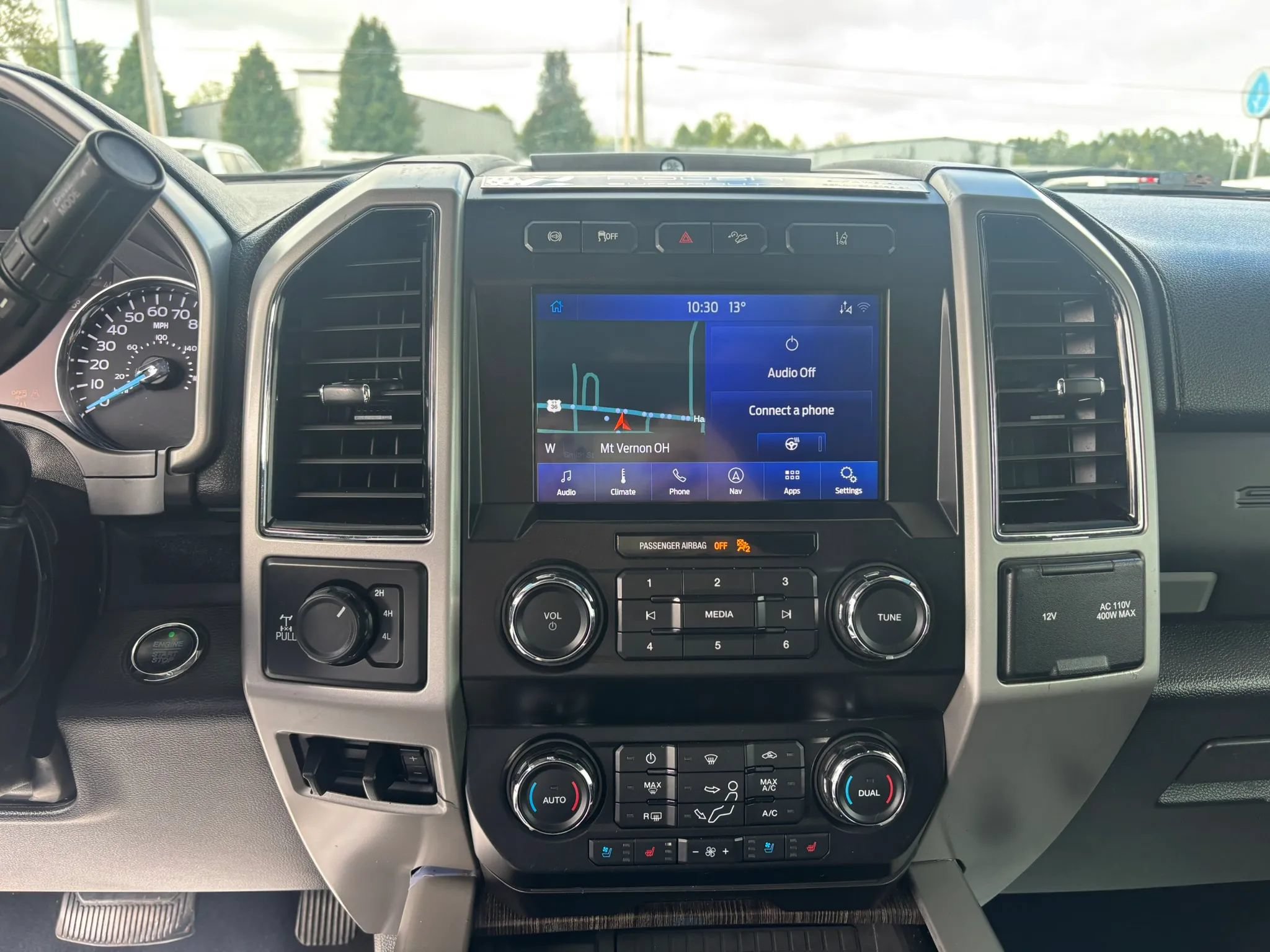 Used 2020 Ford F350 Lariat AWD/4WD image 26