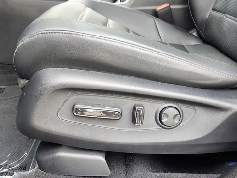 Certified 2023 Honda CR-V EX-L image 6