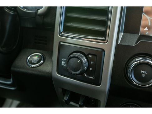 Used 2019 Ford F350 Lariat w/ Lariat Ultimate Package image 25