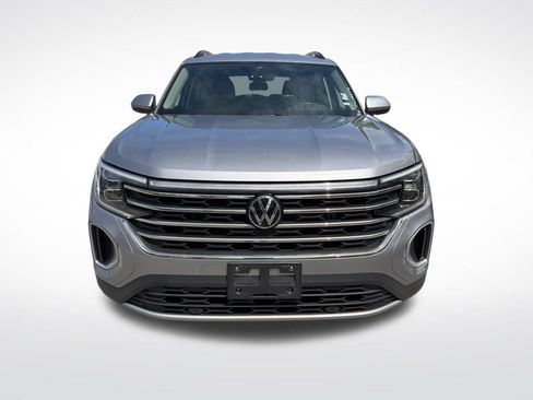 Used 2024 Volkswagen Atlas SE image 3