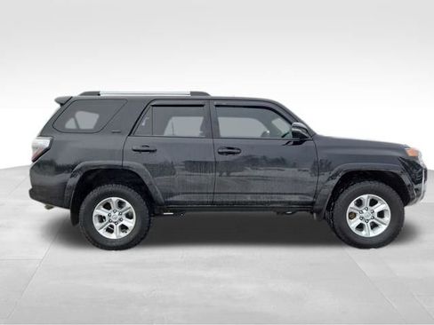Used 2022 Toyota 4Runner SR5 Premium image 12