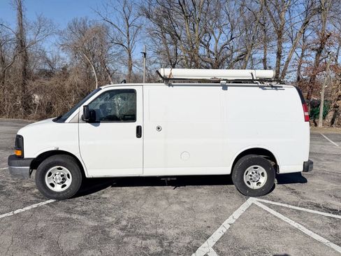 Used 2014 Chevrolet Express 2500 2500 3dr Cargo Van w/1WT image 8