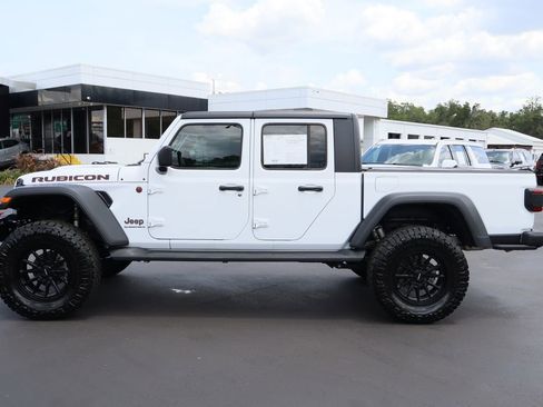 Used 2025 Jeep Gladiator Rubicon AWD/4WD image 6