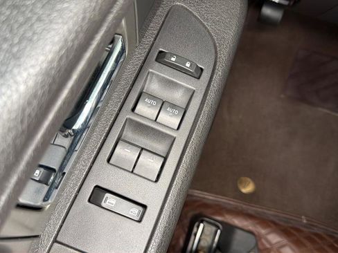 Used 2012 Ford F150 Raptor w/ Raptor Luxury Pkg image 19