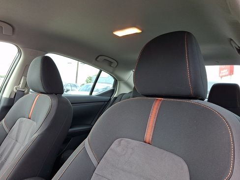 Certified 2022 Nissan Sentra SR w/ Midnight Edition FWD image 14