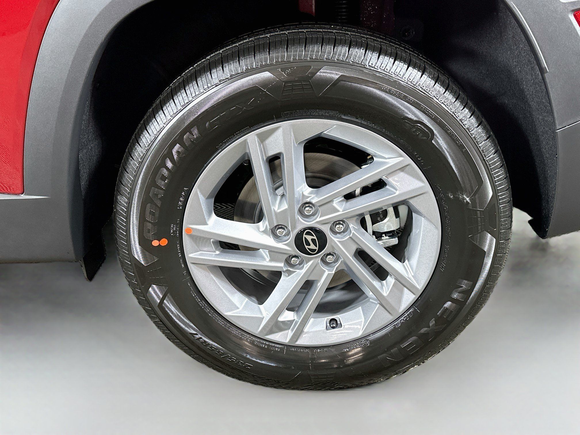 Used 2025 Hyundai Tucson SE AWD/4WD image 28