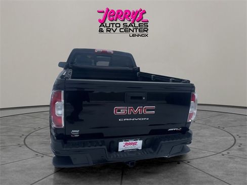 Used 2022 GMC Canyon AT4 image 4
