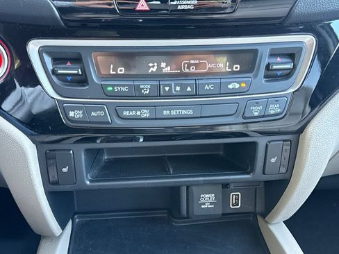 Used 2020 Honda Ridgeline RTL-E image 24