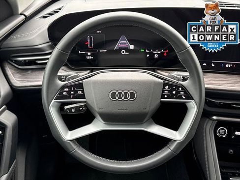 Used 2025 Audi Q5 Premium w/ Convenience Package AWD/4WD image 17