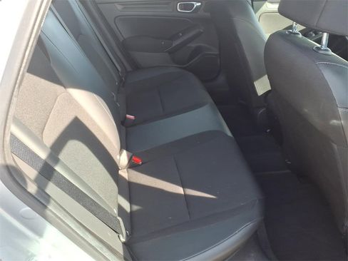 Used 2022 Honda Civic Sport image 11