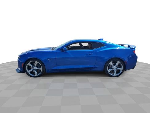 Used 2017 Chevrolet Camaro SS RWD image 5