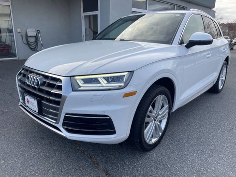Used 2019 Audi Q5 2.0T Premium Plus w/ Premium Plus Package image 3