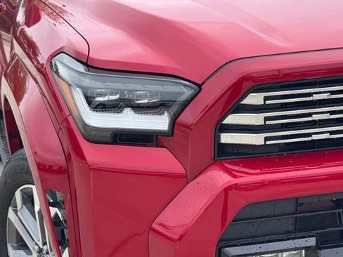 New 2026 Toyota 4Runner Limited AWD/4WD image 3