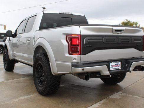 Used 2019 Ford F150 Raptor w/ Equipment Group 802A Luxury image 29