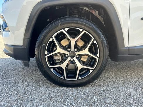 Used 2025 Jeep Compass Limited AWD/4WD image 52