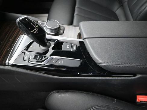 Used 2020 BMW 530i w/ Convenience Package image 13