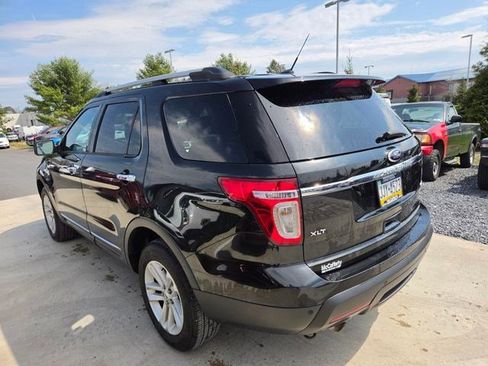 Used 2014 Ford Explorer XLT image 10