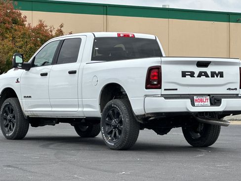New 2026 RAM 2500 Big Horn AWD/4WD image 5