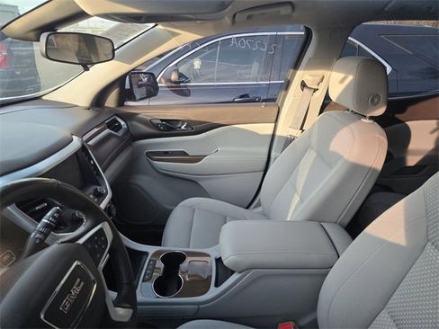 Used 2020 GMC Acadia SLE image 8