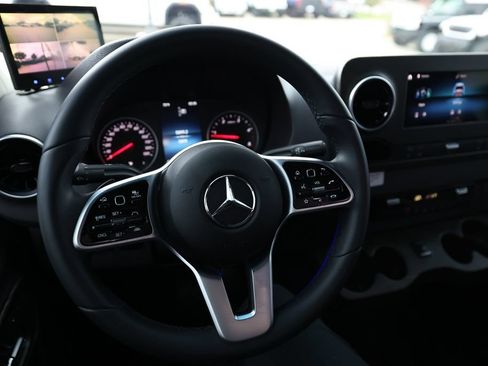 Used 2023 Mercedes-Benz Sprinter 3500 image 37