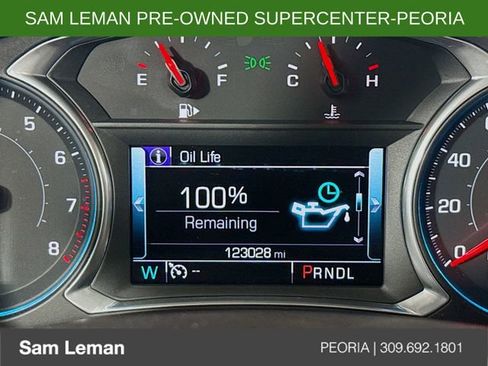 Used 2017 Chevrolet Malibu LT image 12