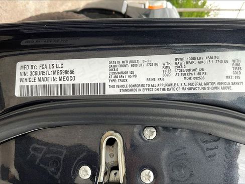 Used 2021 RAM 2500 Limited AWD/4WD image 34