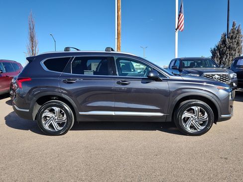 Used 2022 Hyundai Santa Fe SEL image 2